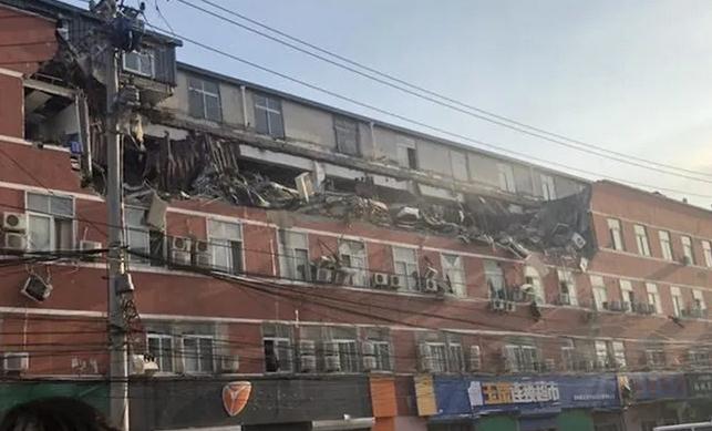 順和大廈坍塌現場 順和大廈坍塌現場