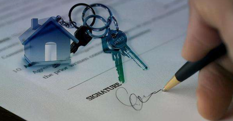 逾期交房可能承擔被起訴的風險