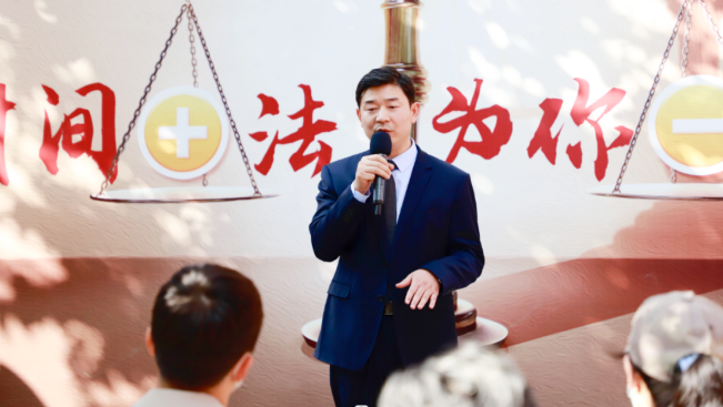 北京京云律師事務所主任王興華作為北京衛視常駐嘉賓律師受邀參加北京衛視“時間+法”上線活動。